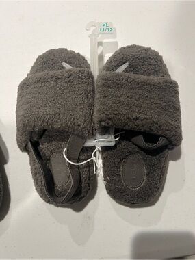 Kids Sandal Slippers with Strap